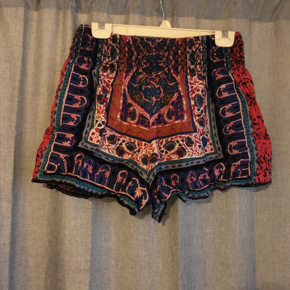 Patterned shorts